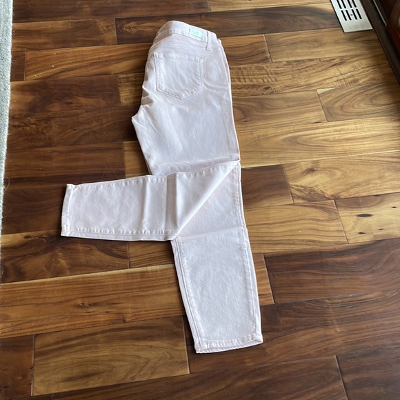 PAIGE - Picture 5 of 7